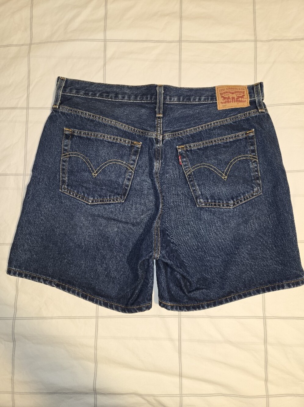 Women's Levi's 501 Blue Denim Shorts Size 33 High Rise Button Fly